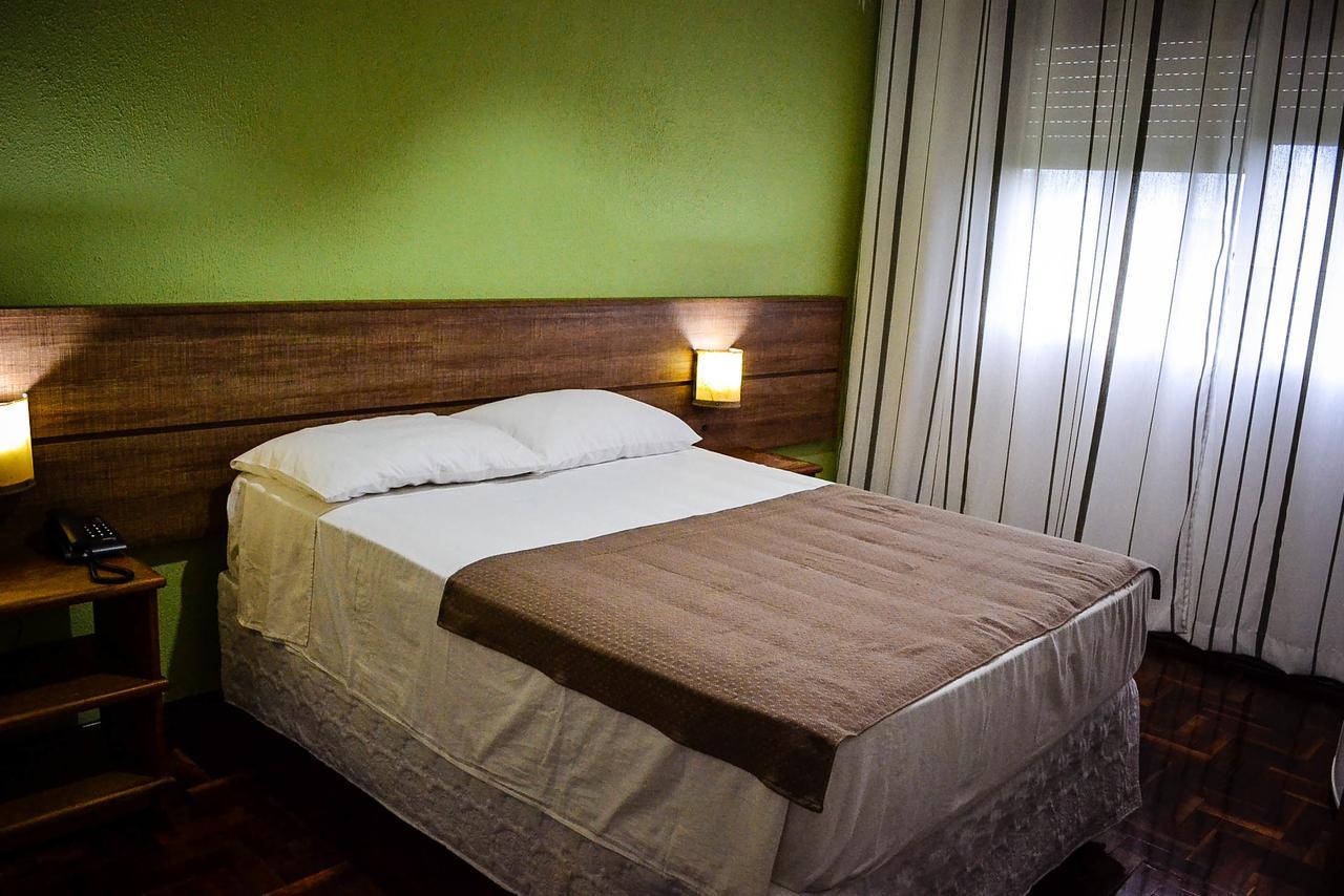 Novo Hotel Fenicia Bagé エクステリア 写真